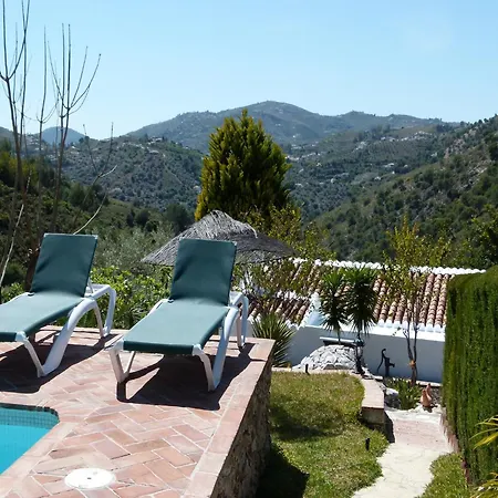 Villa In With Private Pool *
